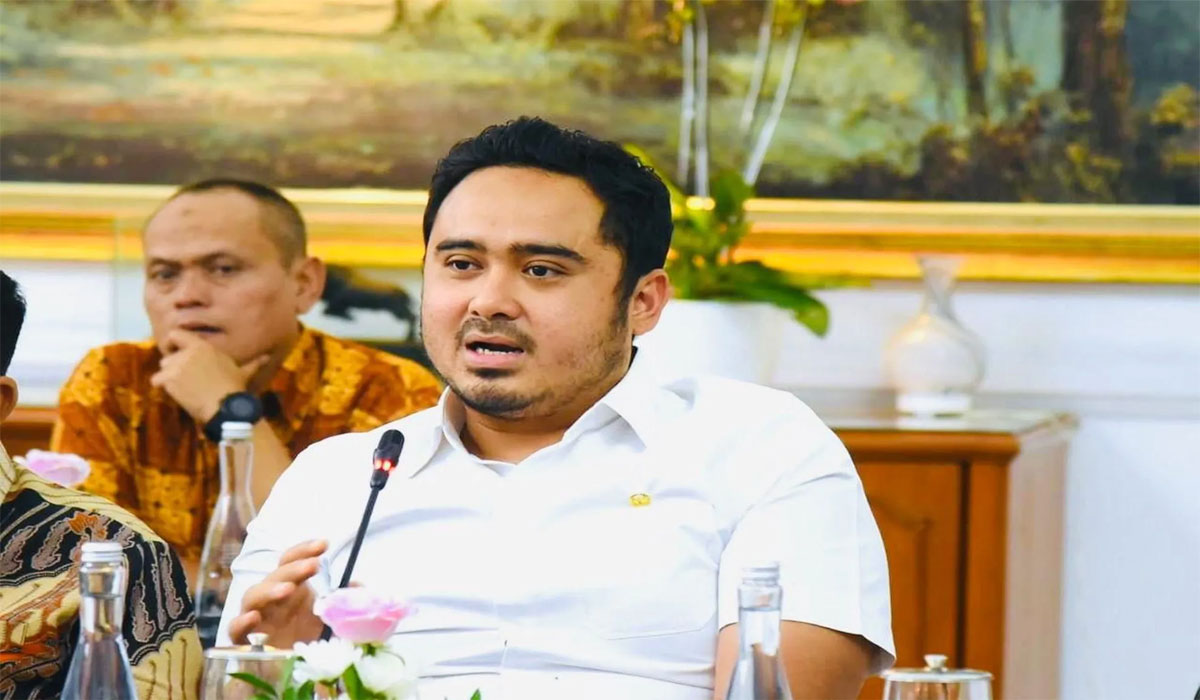 Viral dan Jadi Sorotan! DPR Dorong Ubah Aturan Mobil Dinas Setelah Kontroversi Gubernur Kaltim